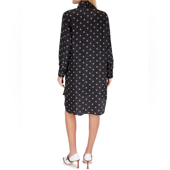 $1790 New 🆕 Fendi Kaligraph logo print silk button dress size 40 - Picture 4 of 12